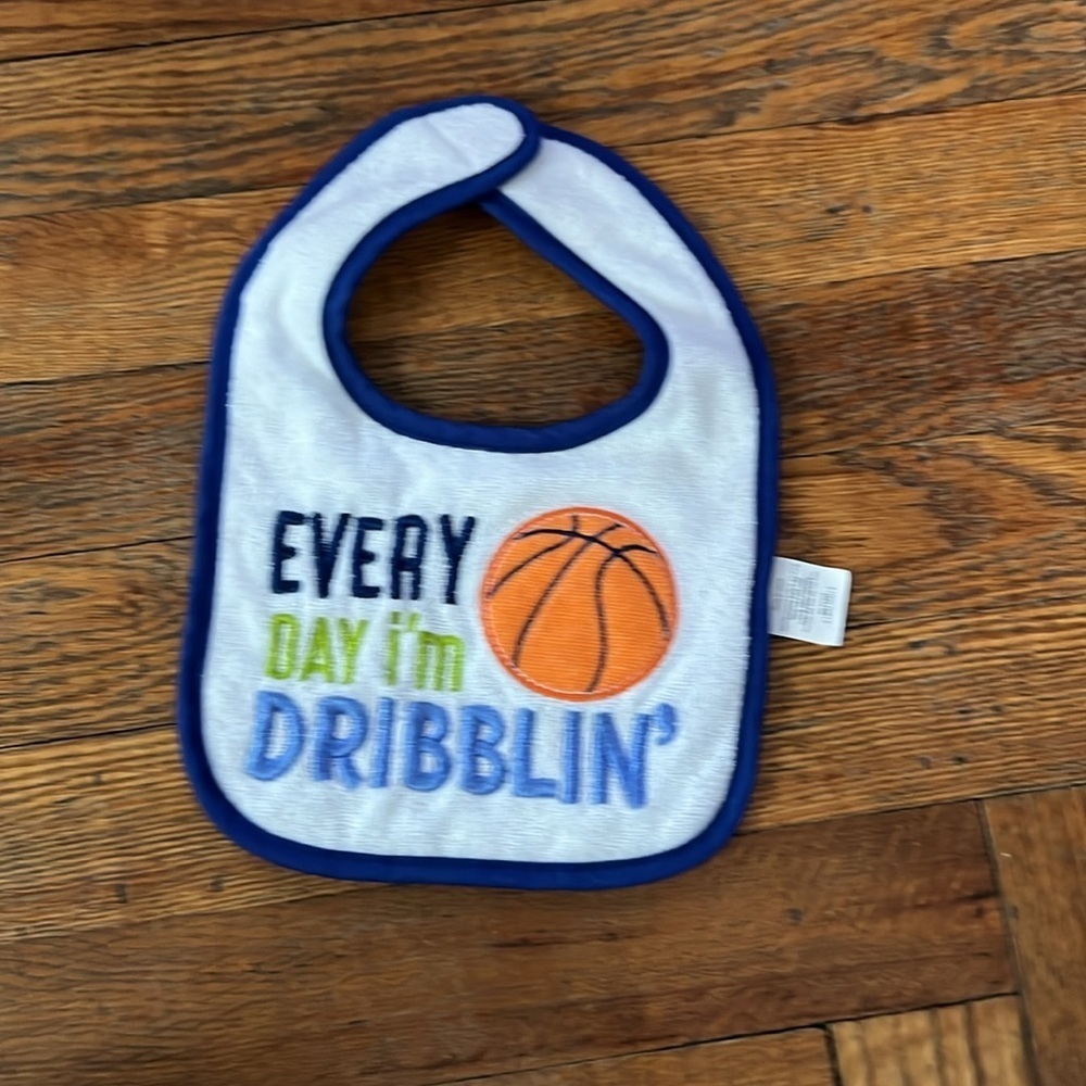 Set of 4 Bibs - Picture 5 of 5